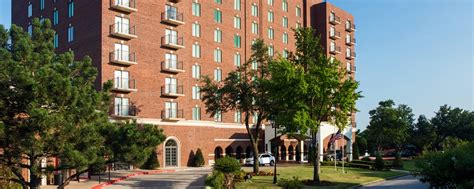 Renaissance Waterford Oklahoma City Hotel .